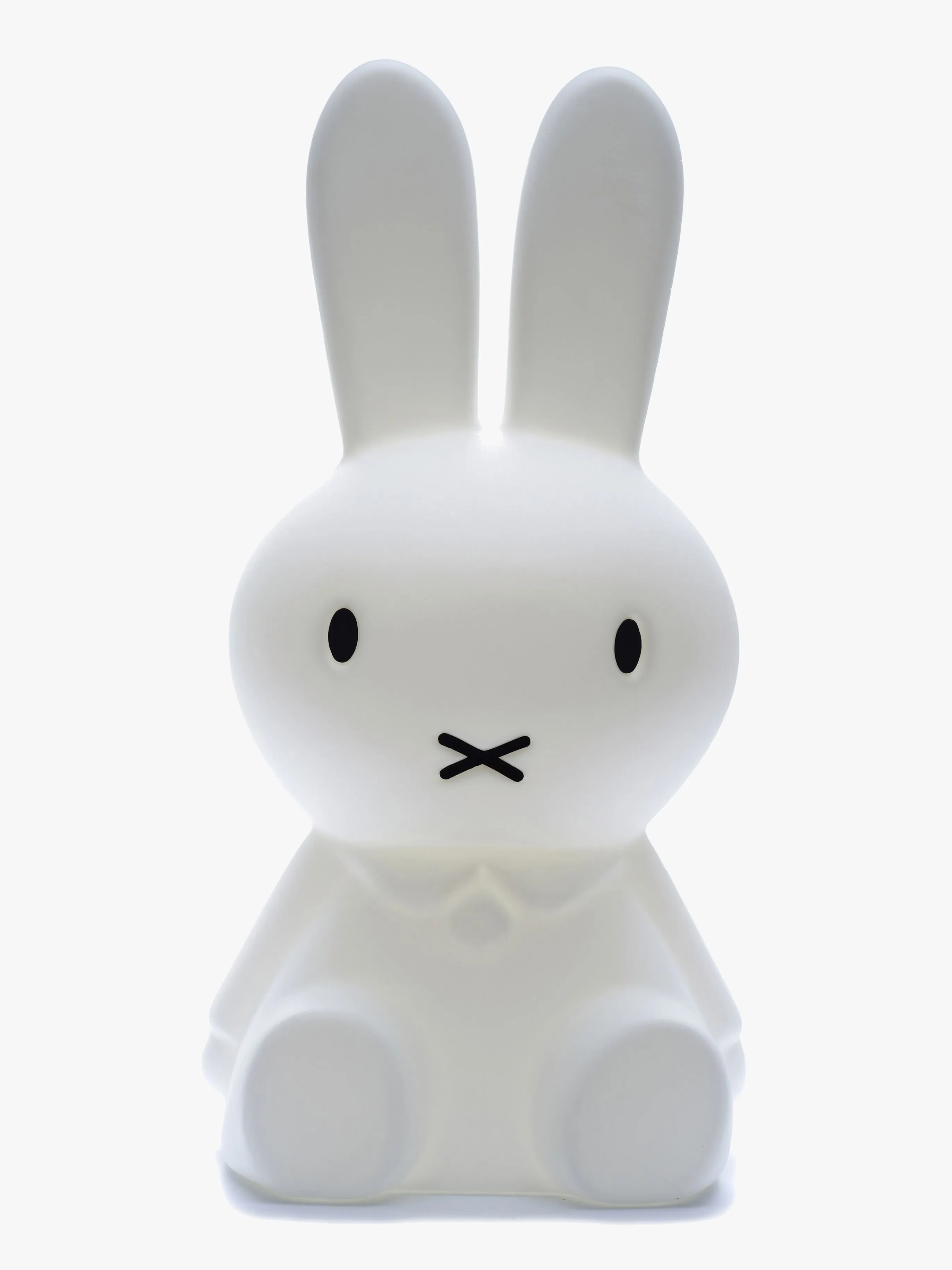 Mr Maria Miffy Lampa, Barnrum
